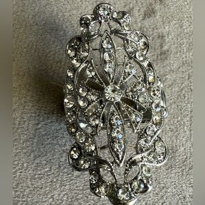 Elegant Silver Crystal Women's Ring